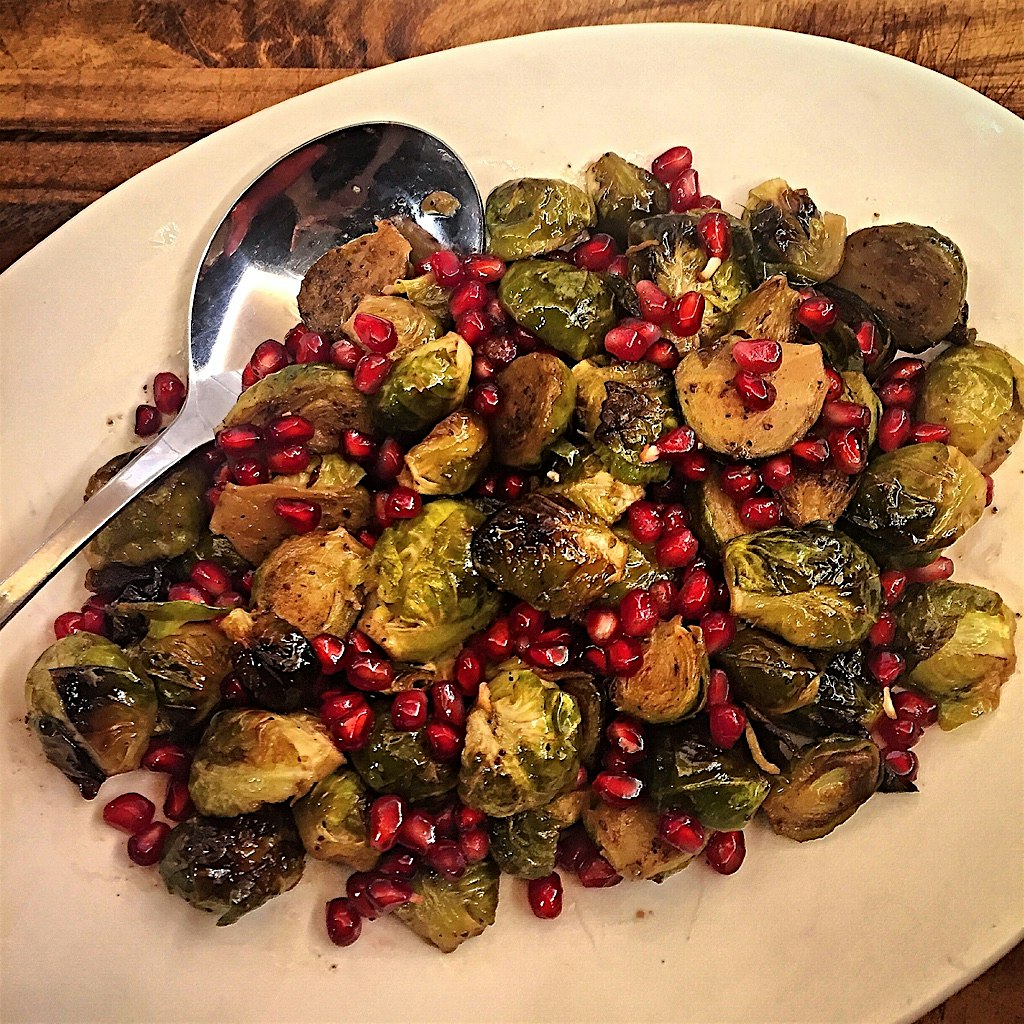 Last night we had turkey dinner with friends  (my fave dinner!) So I tried a new side dish. Roast...