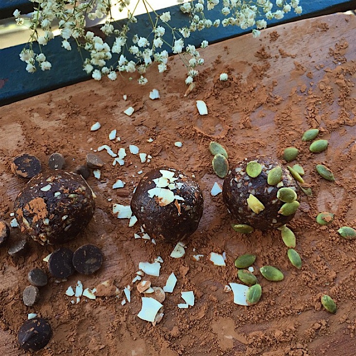 Vegan chocolate truffles