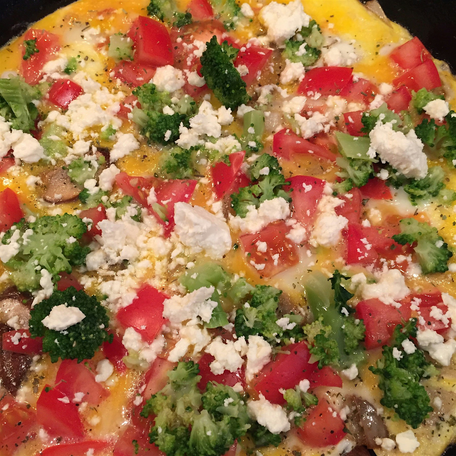 An "everything from the fridge" omelette #nofoodwaste