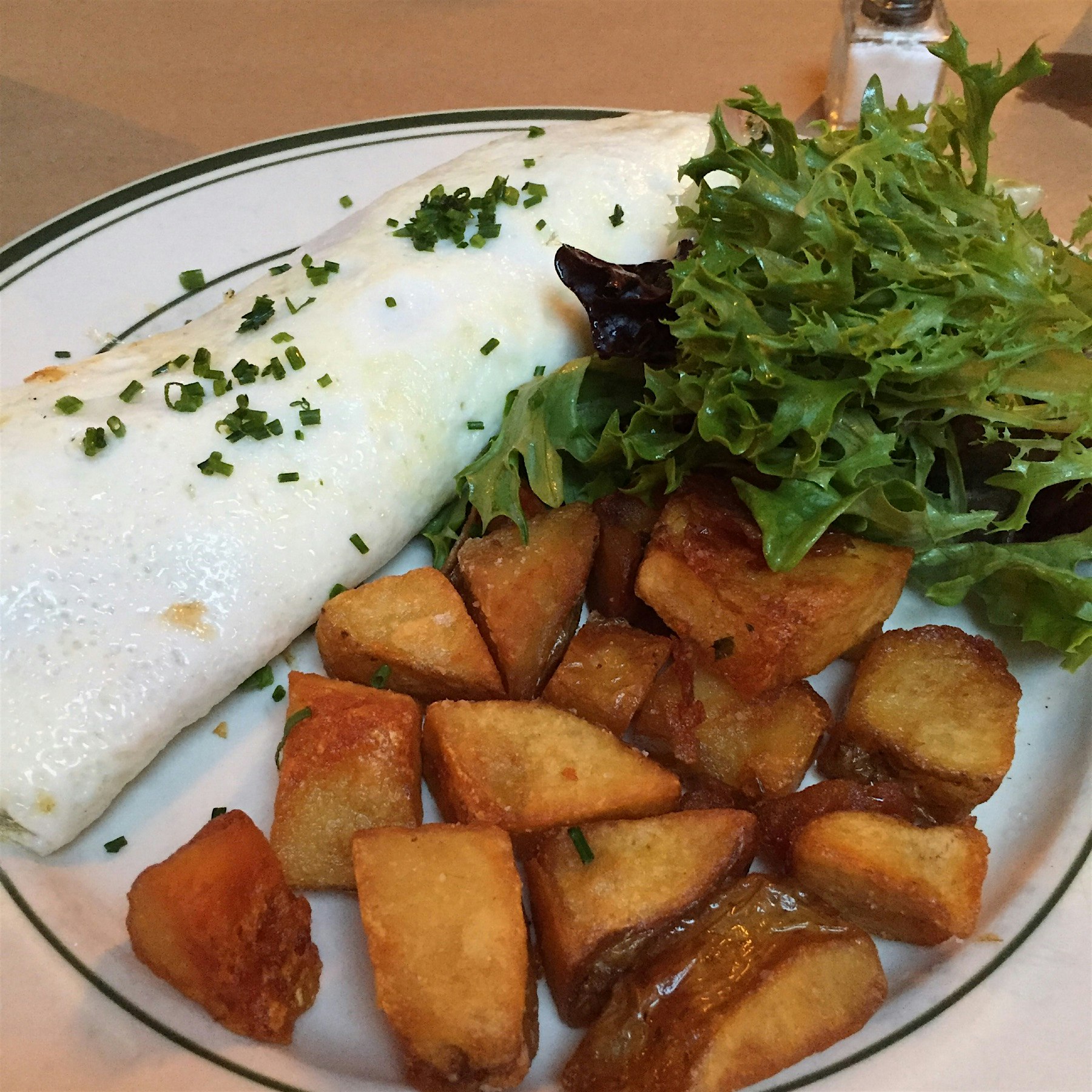 Nothing like a veggie omelette with your friends from high school! 