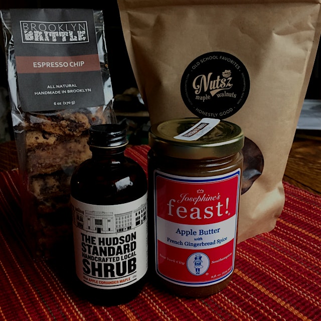 Thanks to Foodstand and @FarmToPeople for these goodies! Really looking forward to trying that ap...