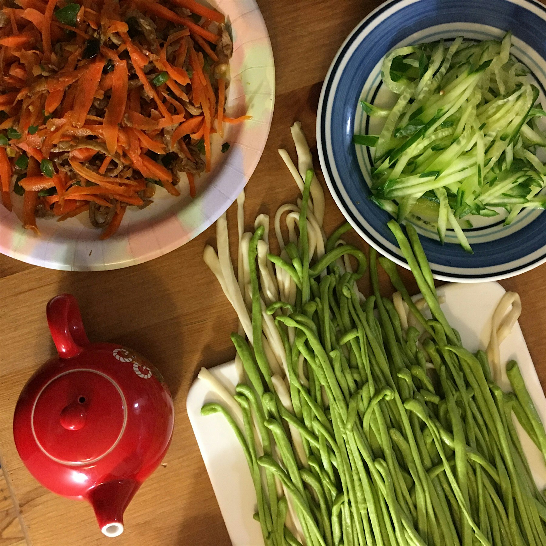 Perks of visiting parents: homemade noodles (spinach and plain) with beef (tofu for me), eggplant...