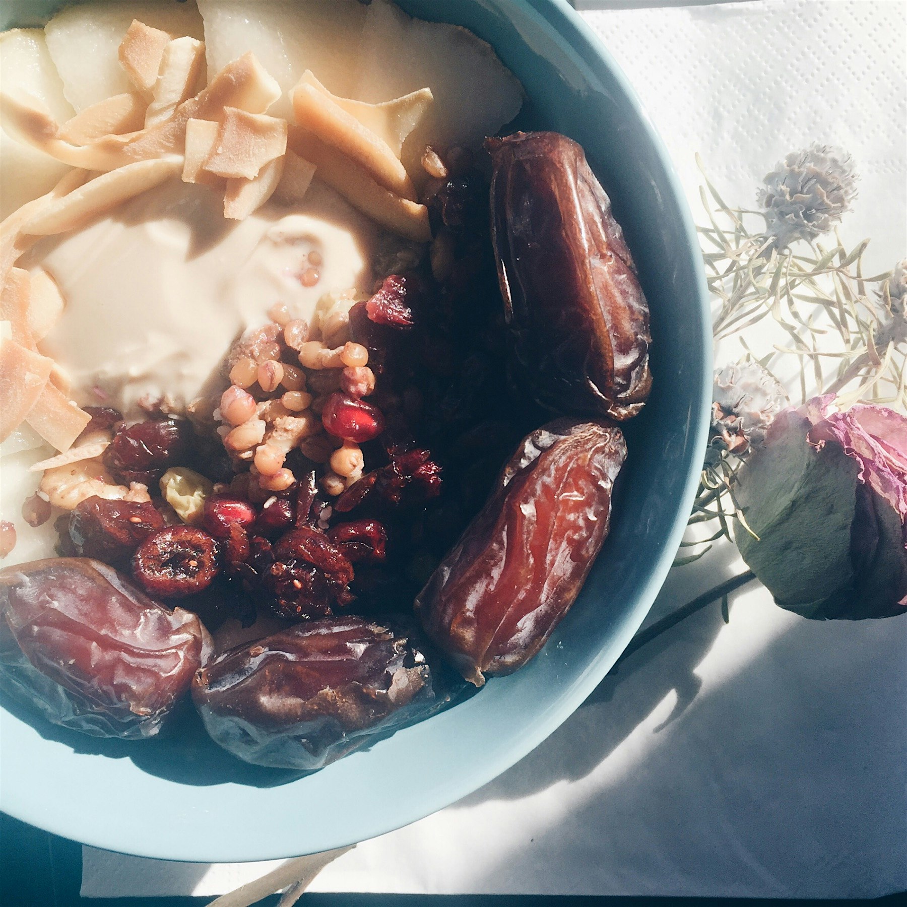 #smoothiebowl #spoonhealth #foodstand #diginn