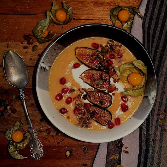 Papaya and Peach Pureed Porridge with Pomegranates and Pfigs (hehe) Say that 10 times fast! Cream...