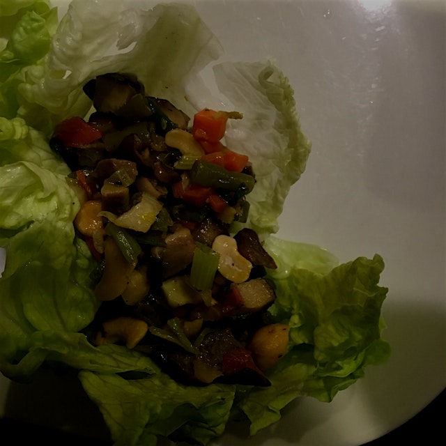Is a #grandmastand a thing? My grandma made a veg friendly lettuce wrap filling for me with mushr...