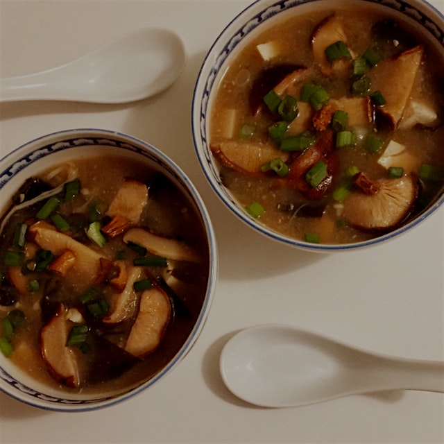 Homemade miso soup live on the blog!