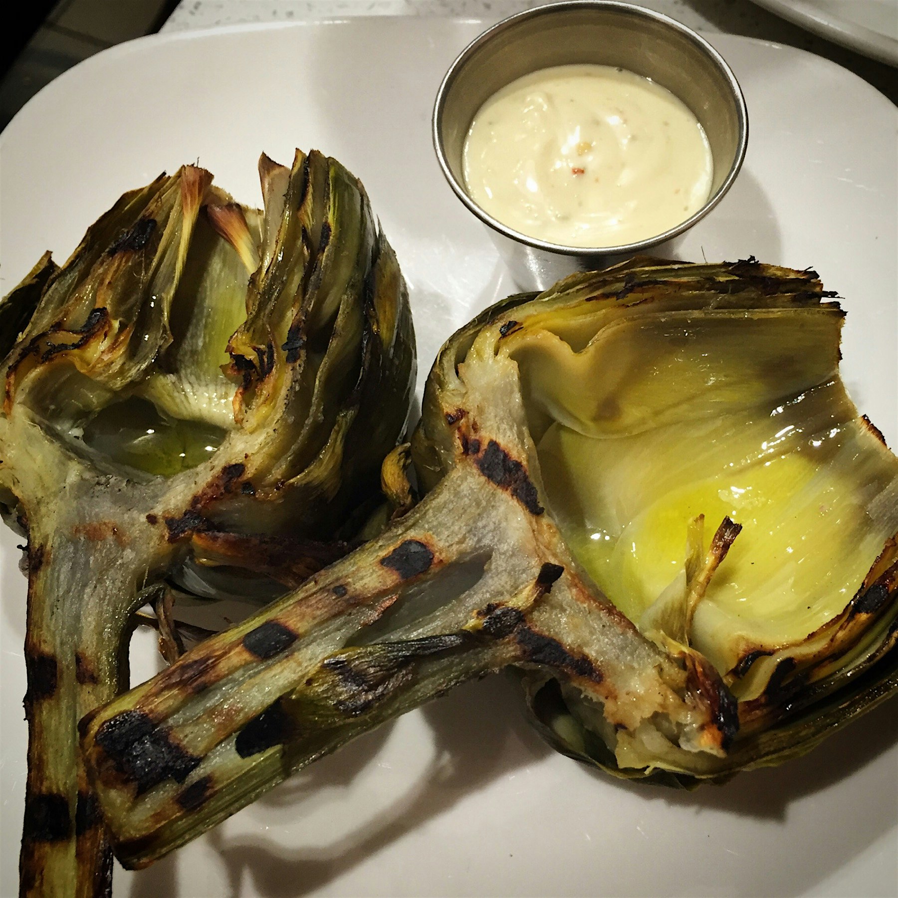 #GetReal by eating healthfully while traveling! Apparently good airport food does exist if you ha...