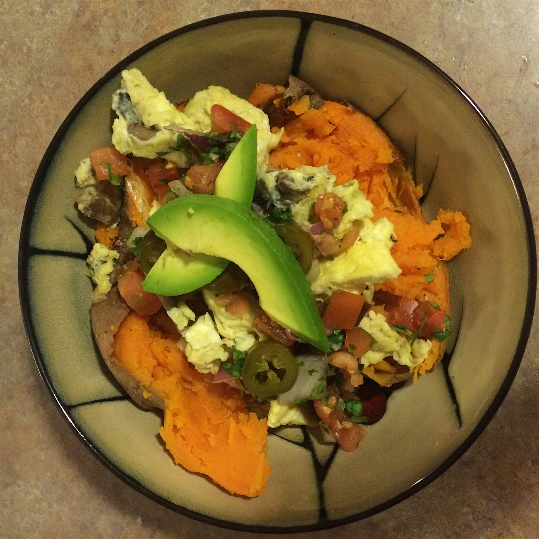 Continuing Meatless Monday with eggs for dinner 🍳