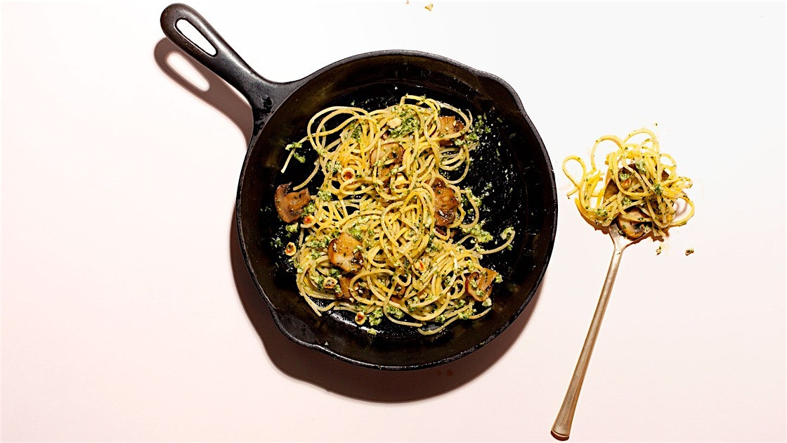 "Comparing the most popular food kits, delivered to you."