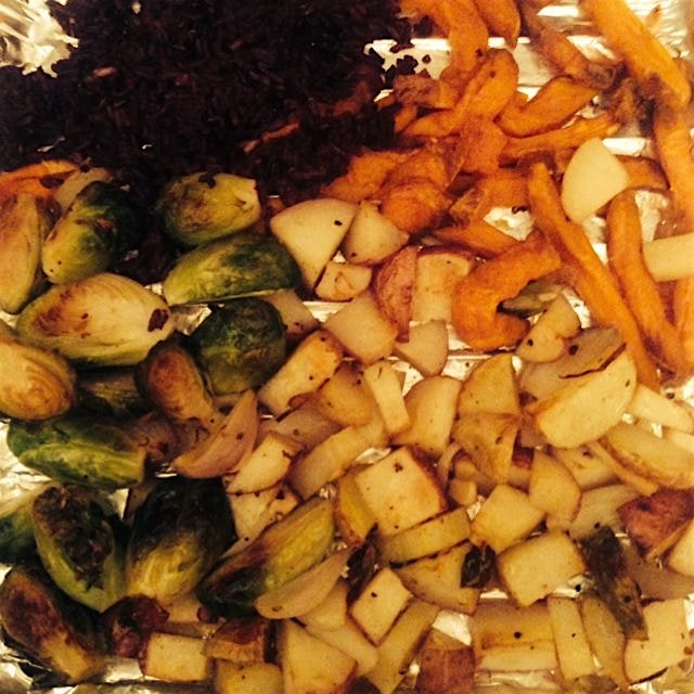 Leftovers looking good. Sticky rice doesn't get hard when you leave it in the fridge!