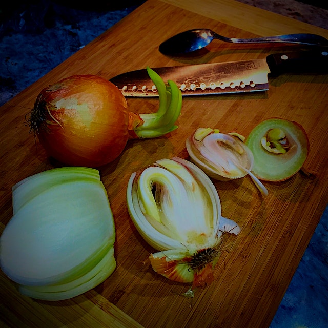 Looking for some #kitchentips! I've just learned that onions don't last forever (I knew that, but...