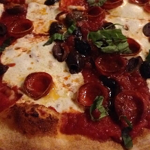 When the moon hits your eye like a big pizza pie, that's amoreeee.