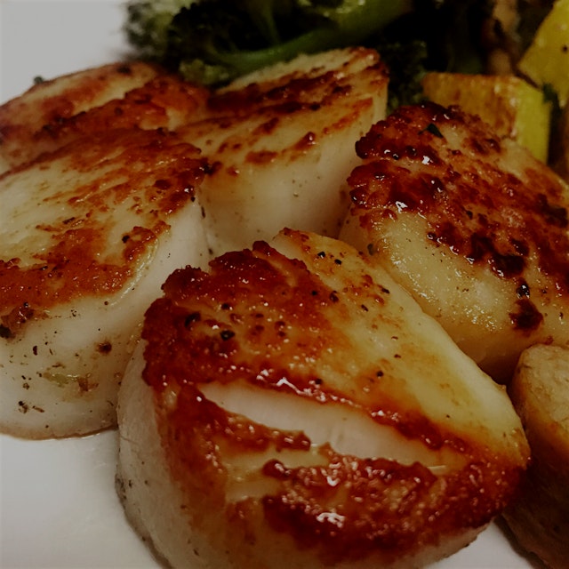 Haven't had scallops in MONTHS. Unreal.