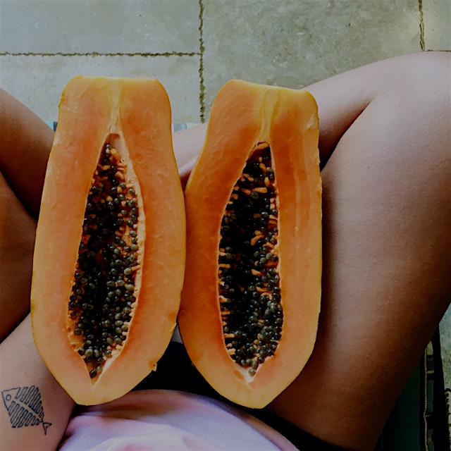 I looove papaya but found it can be pretty polarizing. Any other papaya lovers?