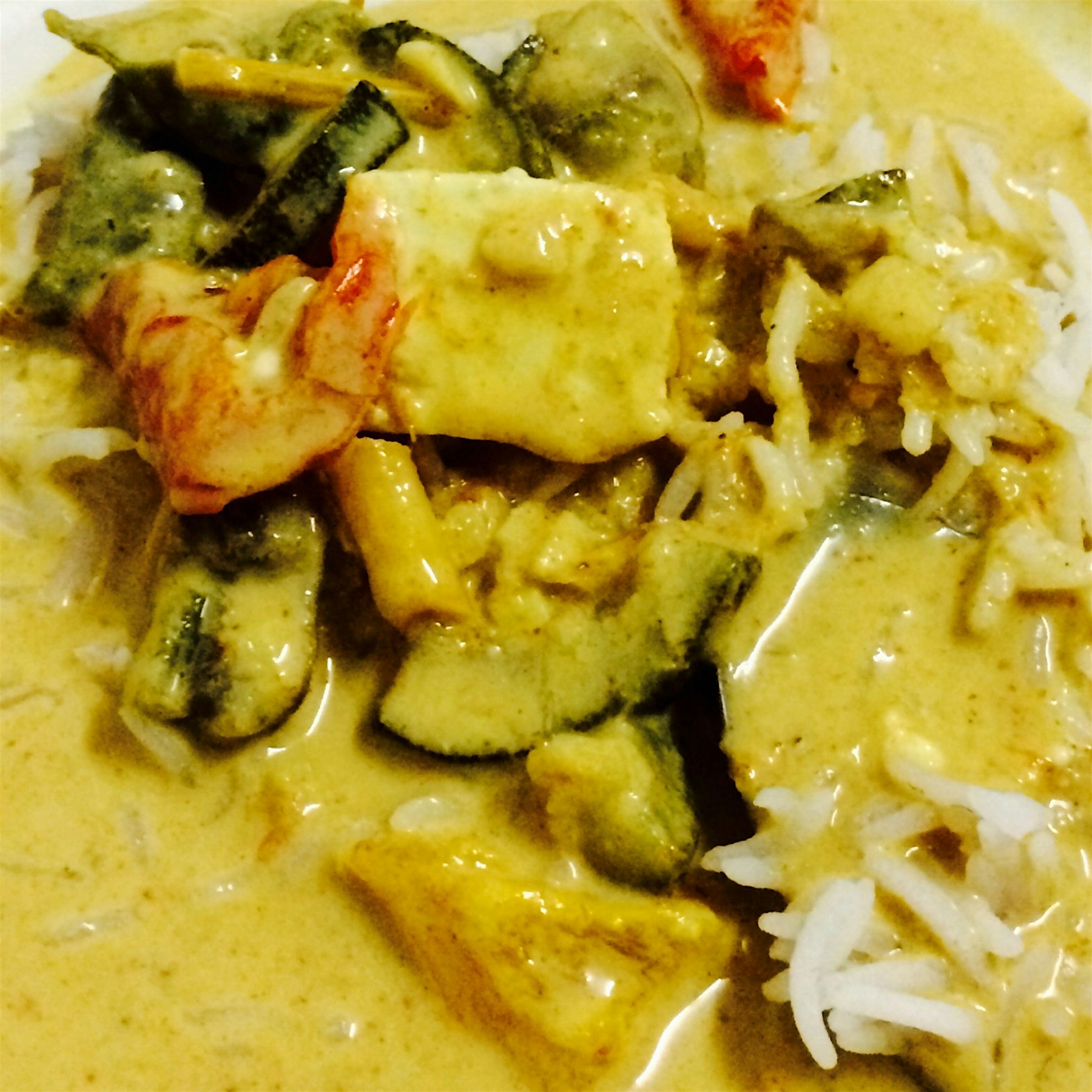 Apologies for the terrible pic! Really need to work on my photography skills! Yellow Thai curry ,...
