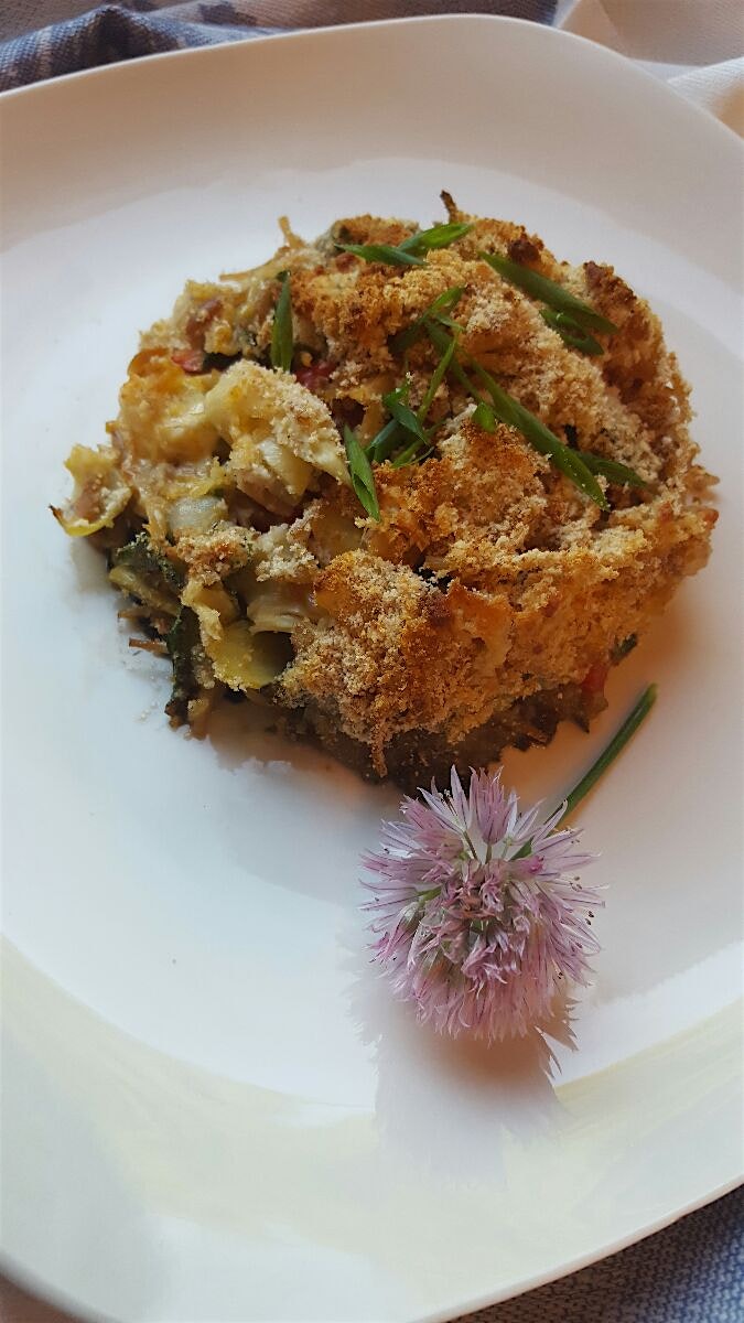 Orzo and Vermicilli w/ veggies from last nights seafood Paella repurposed. Stuffed into a portabe...