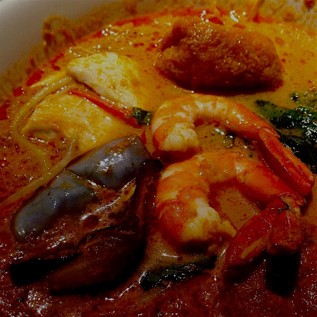 Curry laksa - the version I'll be making for you will have mussels instead of shrimp and gorgeous...