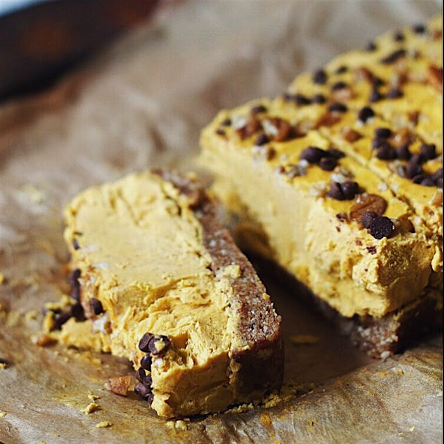 No-bake pumpkin pie bars! Vegan and gluten-free. On the blog- Foodbymars.com