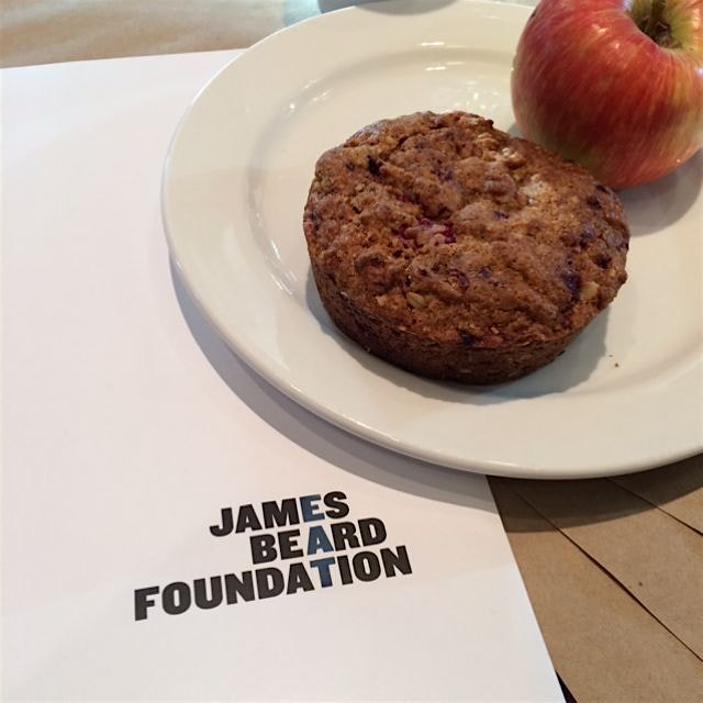 Came prepared to the conference with a stop at Birdbath for a raspberry bran muffin #vegan