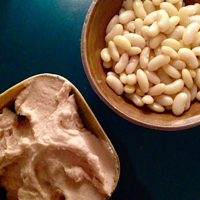 Fresh cannellini beans and their canned, puréed counterpoints for pasta e fagioli