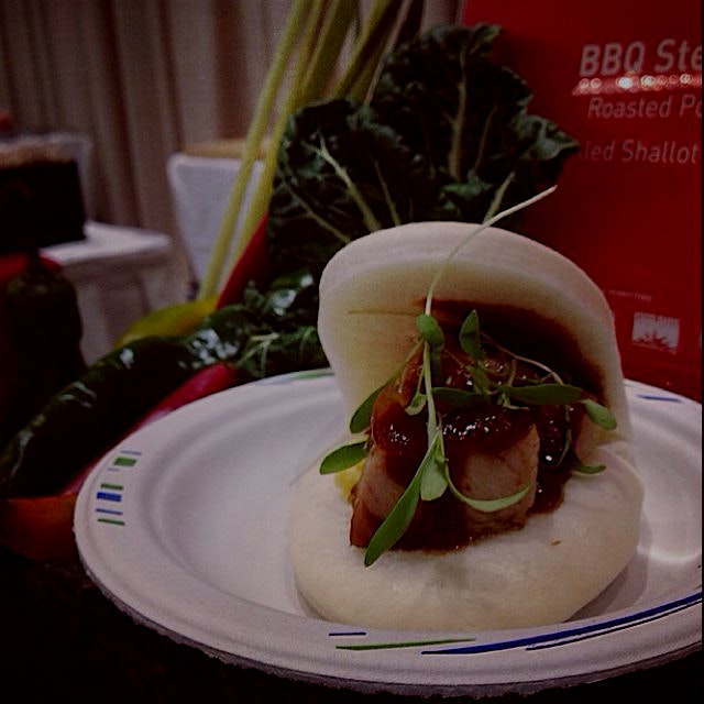 Rosted Pork Belly Bao : Chinese 5 spice BBQ, steamed egg, micro cilantro 
