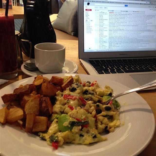 Working breakfast in Petaluma, CA. Excited to kick off our @purpose work with Athleta today! #wom...