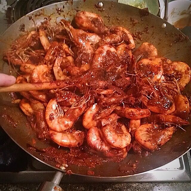Prawn Sambal. Made with AMK Hot Chilli Sambal. Oh, did I already say "sambal?" #thesamballady #au...