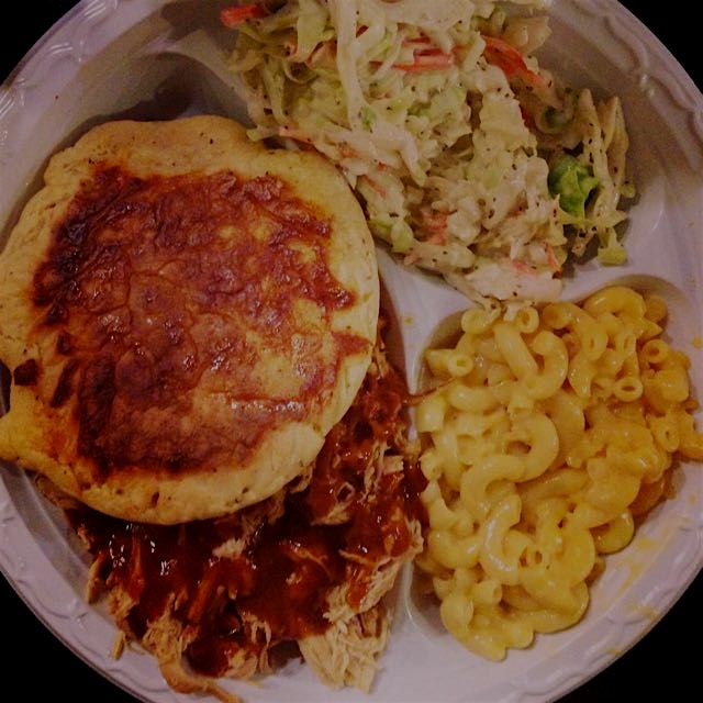 Pulled chicken, Mac n Cheese, sweet n spicy slaw with cornbread. My happy place #Nashville