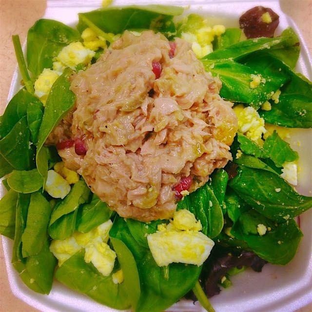 Easy clean tuna salad for lunch with hard boiled egg for a bit more calcium 