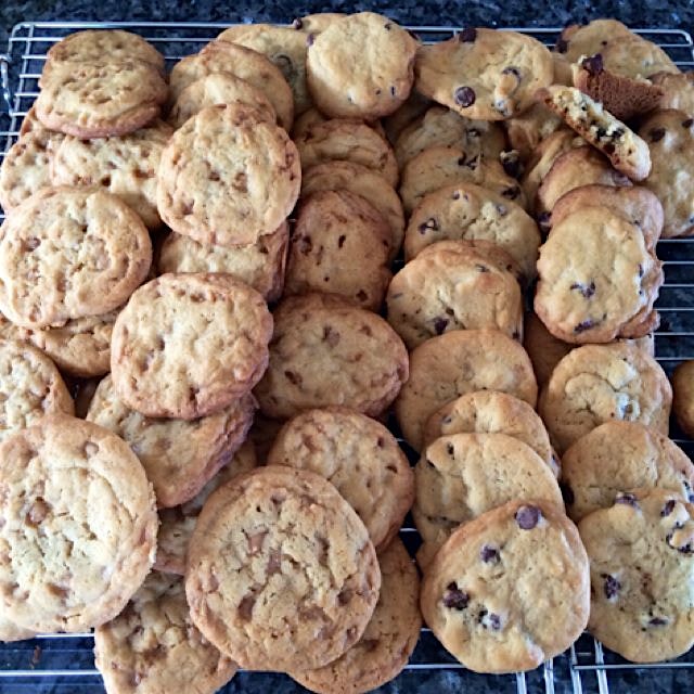 Most mornings I'm home my mom has cookies hot out of the oven when I come downstairs. #breakfast