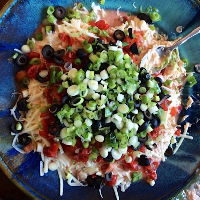 The only good thing about my parents sunday football parties. #thedip