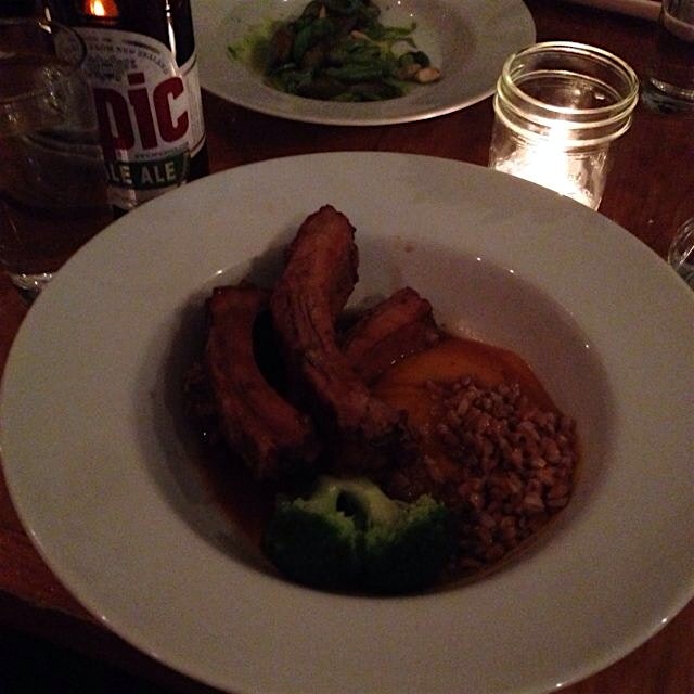 New Zealand ribs and New Zealand IPA at Kiwiana