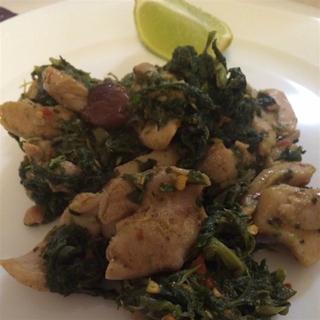 Mouth burning chicken thigh stripes w/mustard greens