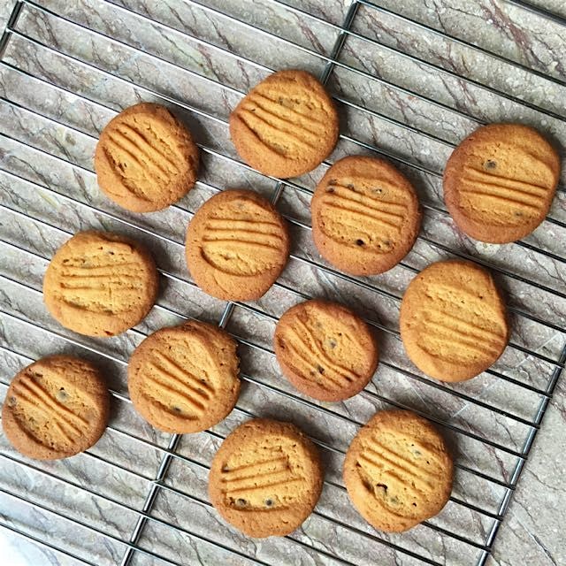 Caramelized chocolate chip cookies! Family commented that they taste like Famous Amos cookies😊