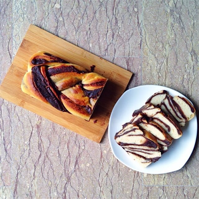 Red bean swirl bread😙 braiding is so funnnnnnn😁