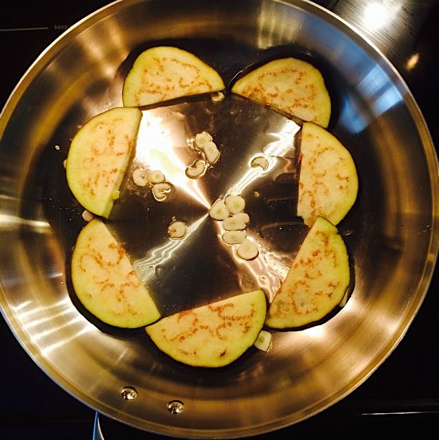 Roasting up some chili eggplant in my fancy new pan. 