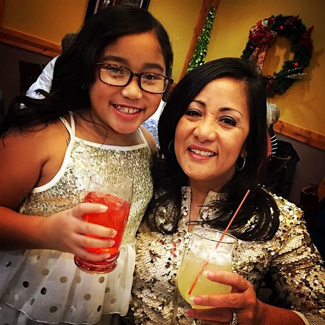 Glad I was able to slip away from work to spend #NewYearsEve #dinner with these two! #foodpeeps #...