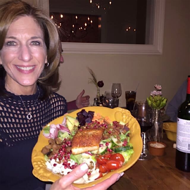 My friend Debbie picks a wholesome salad as a main course again.
I must admit that this salad loo...