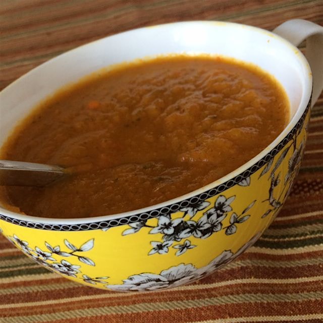 Yes I am pretty good at soups 😉
This is butternut squash, onion, carrot + secret spices... 