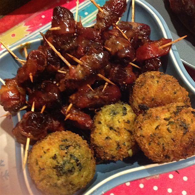 Dates wrapped with bacon & wild rice balls 