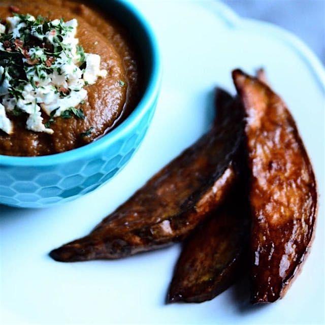 Super Bowl food spread idea...Balsamic Truffled Sweet Potato Wedges served with Veggie Chili Dip ...