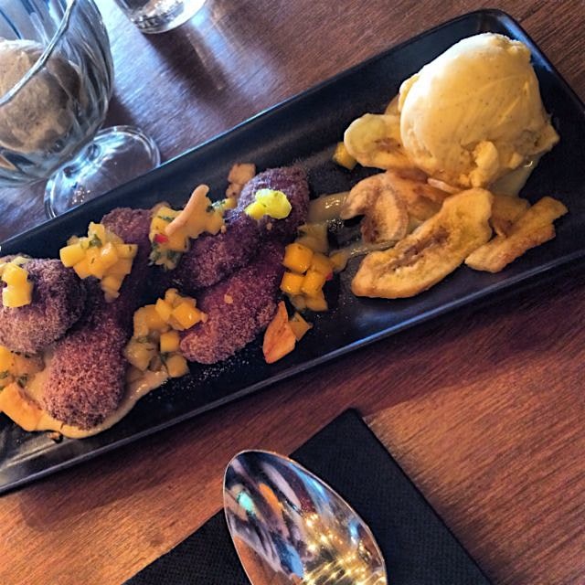 Coconut fried banana wt mango & dried banana chilli salsa & a vanilla bean ice cream...that I cou...