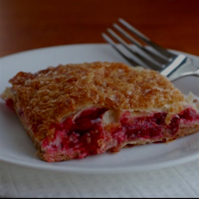 Raspberry Danish recipe from What's Cooking with Jim
http://www.whatscookingwithjim.com/recipe-it...
