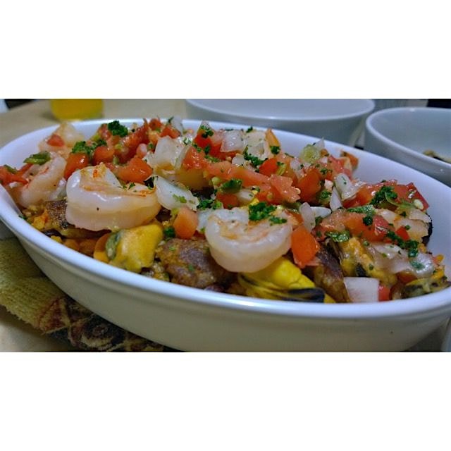 Recipe on www.TheBearBatLionDog.com Cajun-Mex Paella. ##Oscars #ATX #TheBearBatLionDogKitchen