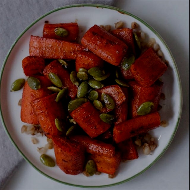 Roasted Maple Carrots with Pepitas! http://bit.ly/1JJgNAA
