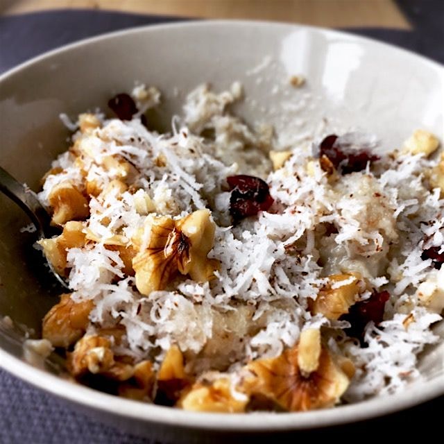 Food experiments with fresh coconut! Warm hearty oatmeal with a twist.. Amazing breakfast!