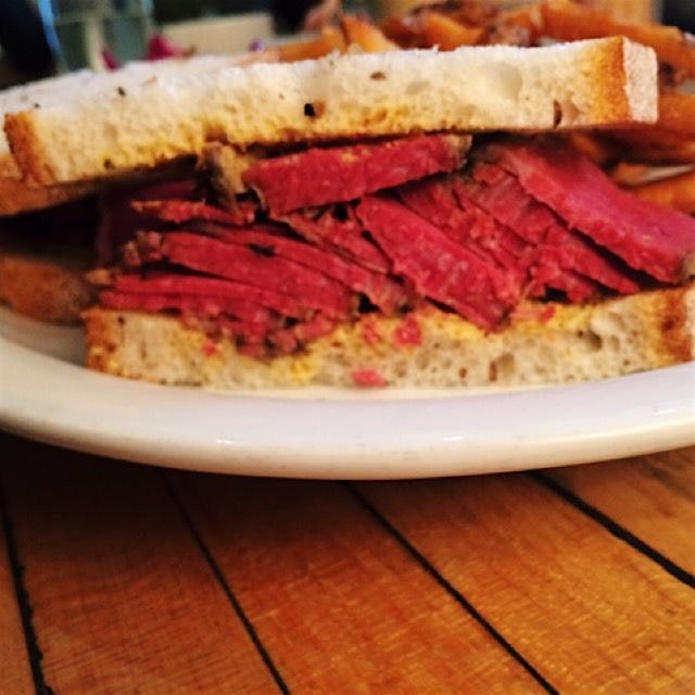 those sussman boys know how to kill a sandwich. 