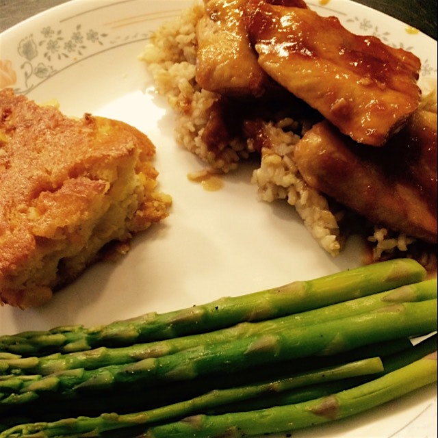Ginger apricot chicken with asparagus and cornbread! 
