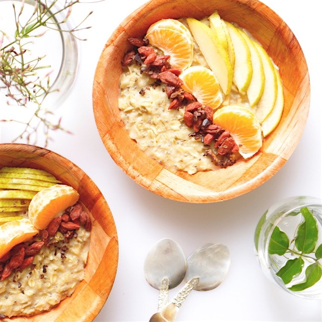 Maca oatmeal bowl 💛