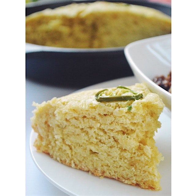 Add "make cornbread" to your weekend to-do list! Jalapeño cheddar cornbread recipe is now on my b...